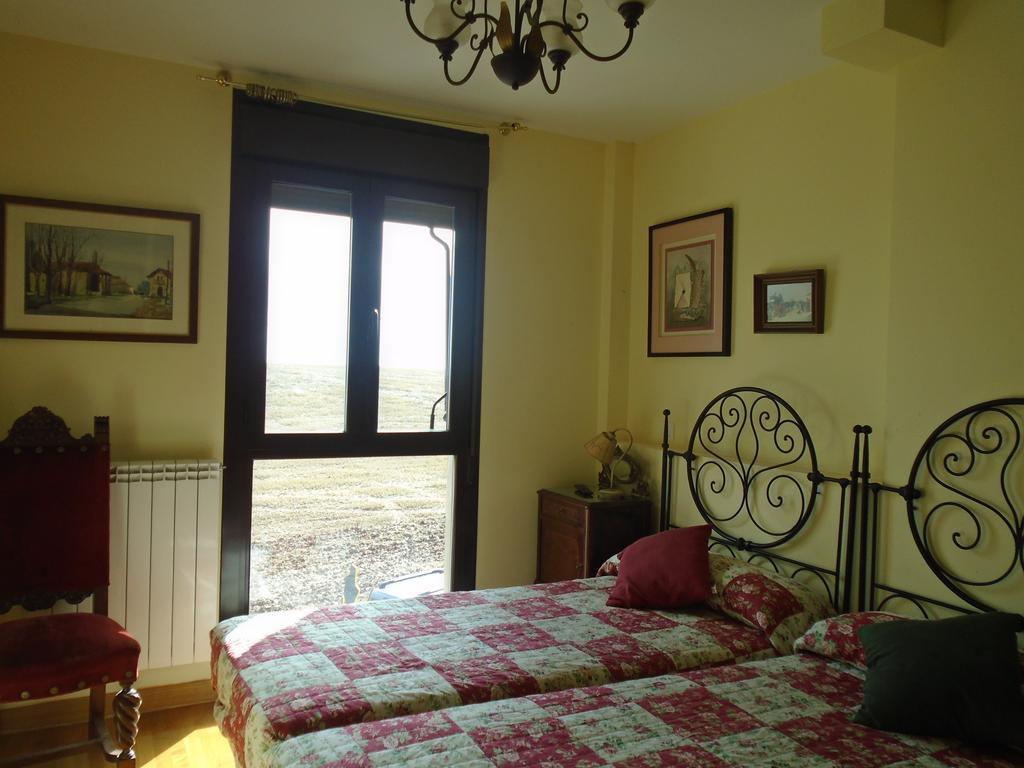 Cirueña Albergue Victoria מראה חיצוני תמונה