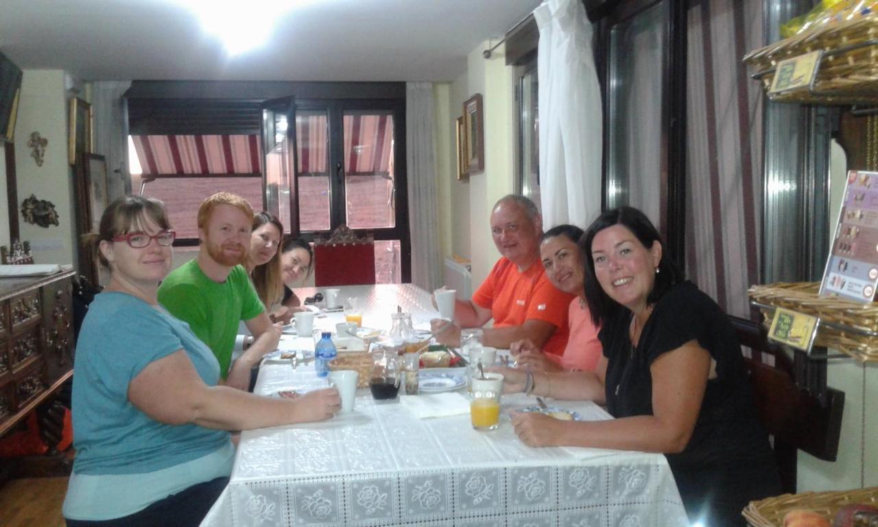 Cirueña Albergue Victoria מראה חיצוני תמונה